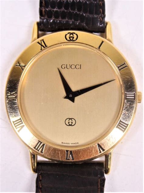 verwisselbare randen voor vintage gucci dameshorloge|Vintage Gucci horloge met verwisselbare bezel zilver roestvrij.